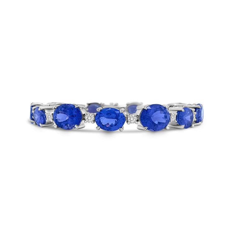 Oval Tanzanite & Diamond Bracelet, Tanzanite Bracelet, Diamond Bracelet, Oval Tanzanite Jewelry, Tanzanite and Diamond Bracelet, Gemstone Bracelet, Elegant Tanzanite Bracelet, Tanzanite Bracelet for Women, Fine Jewelry Bracelet, Luxury Tanzanite Bracelet, Tanzanite Gemstone Bracelet, Oval Tanzanite Gemstone, Tanzanite and Diamond Jewelry, Women's Tanzanite Bracelet, Tanzanite Bracelet with Diamonds.