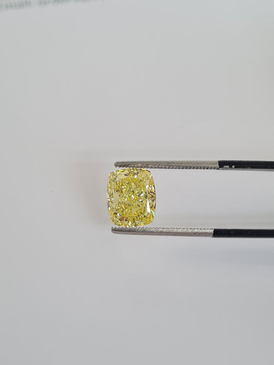 3.22ct Cushion Fancy Intense Yellow VVS2