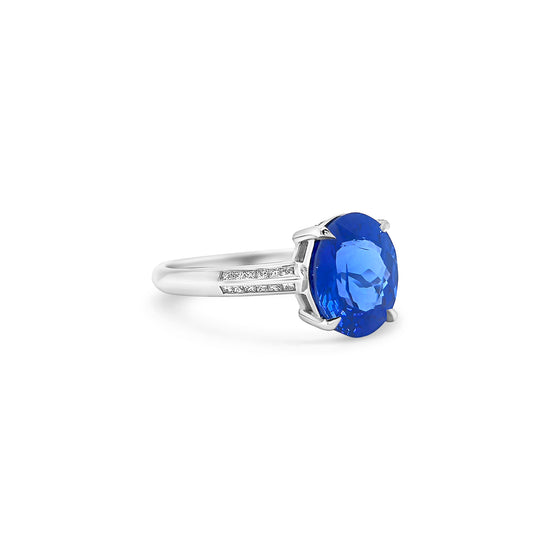 "Oval Cut Tanzanite & Diamond Ring," "Luxury Oval Tanzanite and Diamond Ring," "Elegant Oval Cut Tanzanite Diamond Engagement Ring," "Oval Tanzanite with Diamond Accents Ring," "Exquisite Oval Cut Tanzanite & Diamond Cocktail Ring," "Fine Jewelry Oval Cut Tanzanite and Diamond Ring," "Unique Oval Tanzanite and Diamond Ring Design," "Beautiful Oval Cut Tanzanite & Diamond Ring," "Timeless Oval Tanzanite and Diamond Ring," "Sparkling Oval Cut Tanzanite with Diamond Ring."