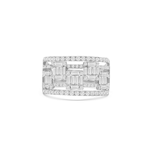 Round Brilliant & Baguette Cut Diamond Ring
