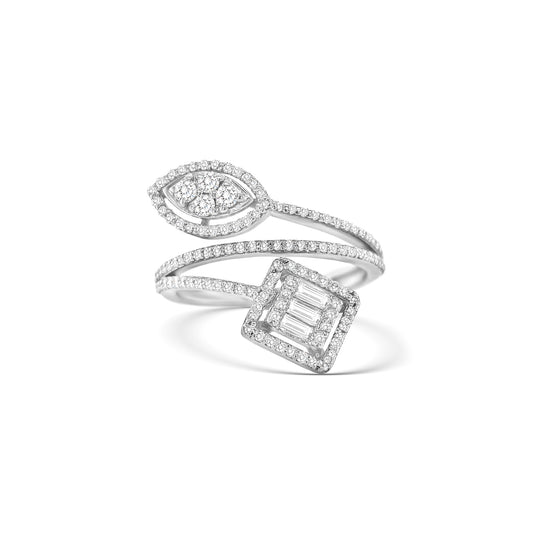 Round brilliant-cut diamond ring set in white gold, showcasing a classic and elegant design with a sparkling center stone.