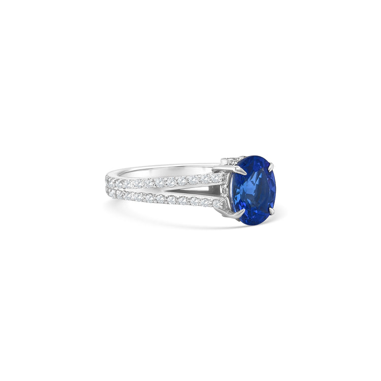 Oval Cut Tanzanite & Split Shank Diamond Ring