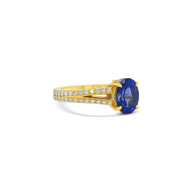Oval Cut Tanzanite & Split Shank Diamond Ring