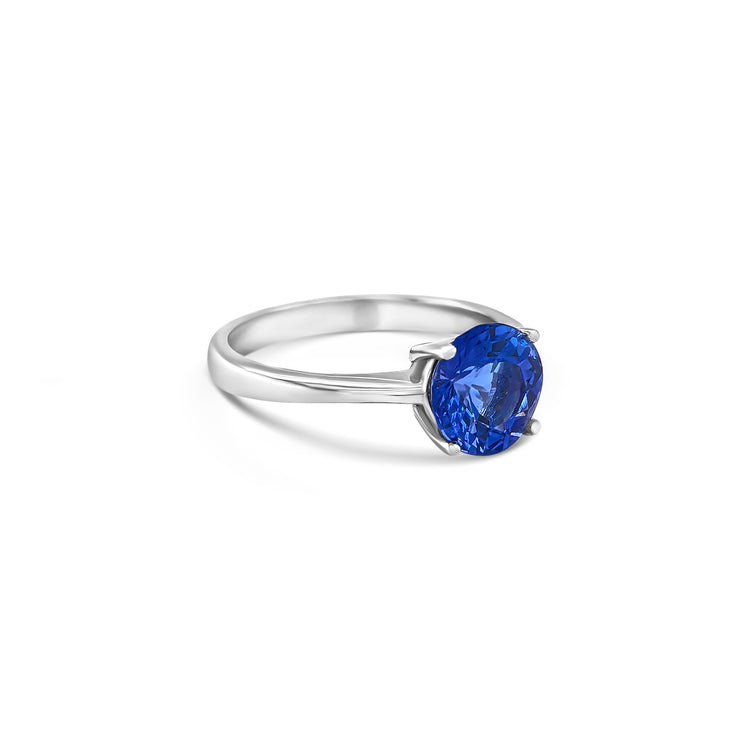 Round Cut Tanzanite Solitaire Ring