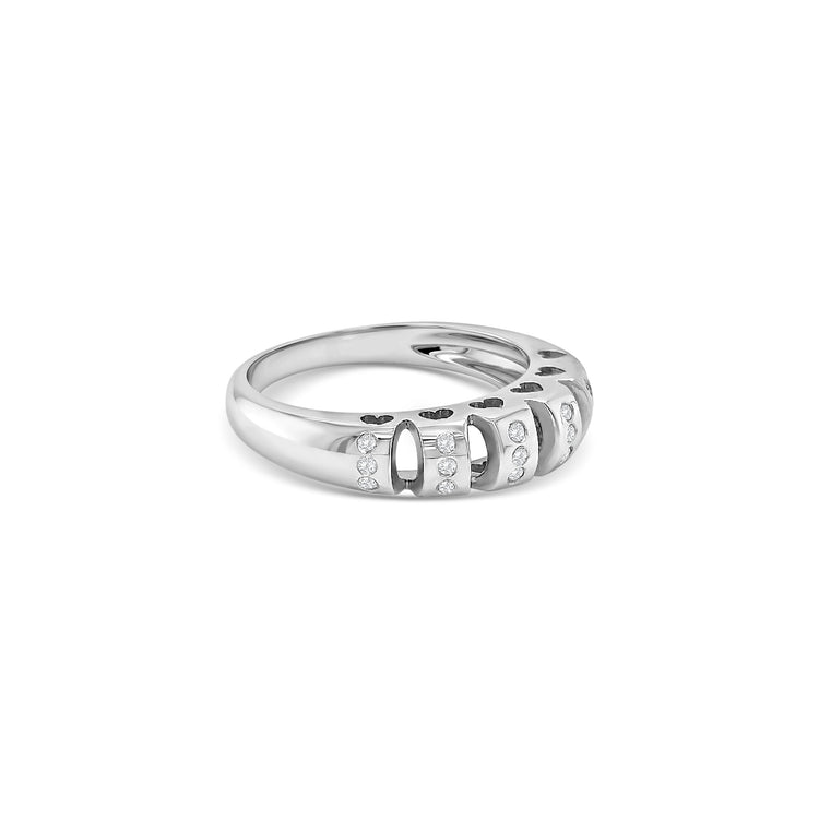 Round Brilliant Open Design Diamond Ring