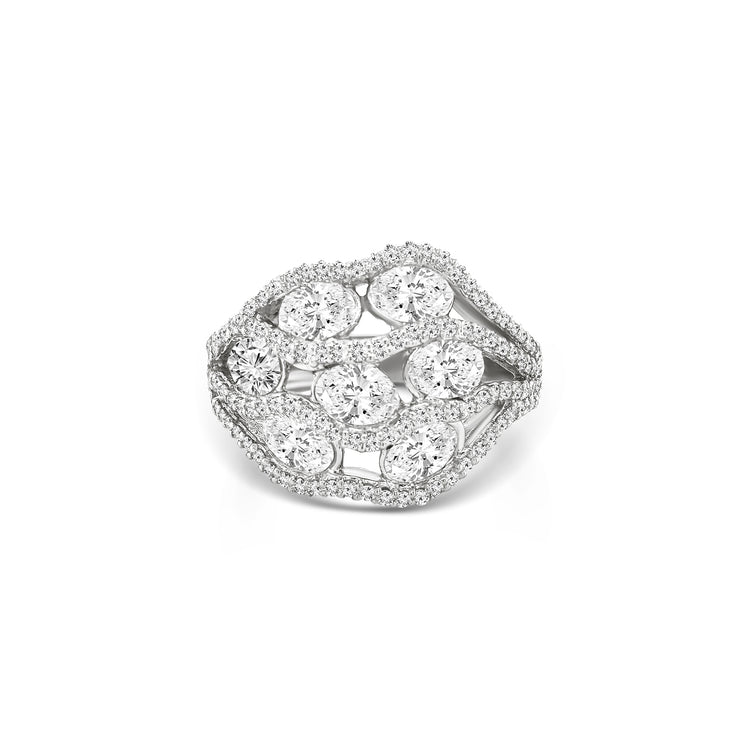 Oval & Round Brilliant Diamond Dress Ring