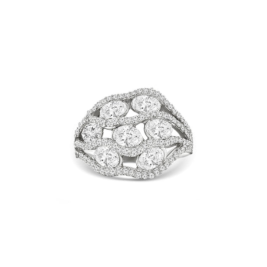 Oval & Round Brilliant Diamond Dress Ring