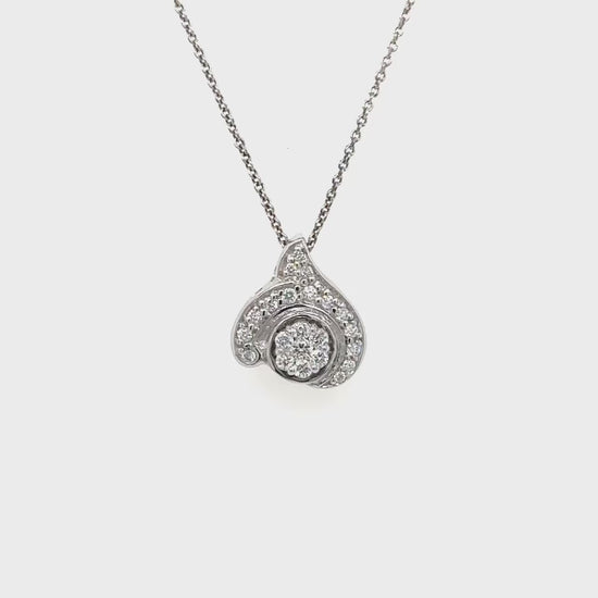 Round brilliant illusion diamond pendant, sparkling jewelry, elegant necklace, illusion setting, fine craftsmanship, exquisite design, beautiful accessory, timeless elegance, perfect gift option, dazzling brilliance.