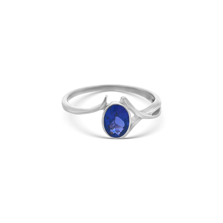 Round Cut Tanzanite Solitaire Ring