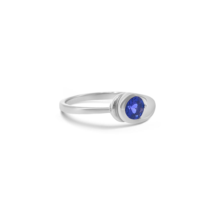Round Cut Tanzanite Solitaire Ring