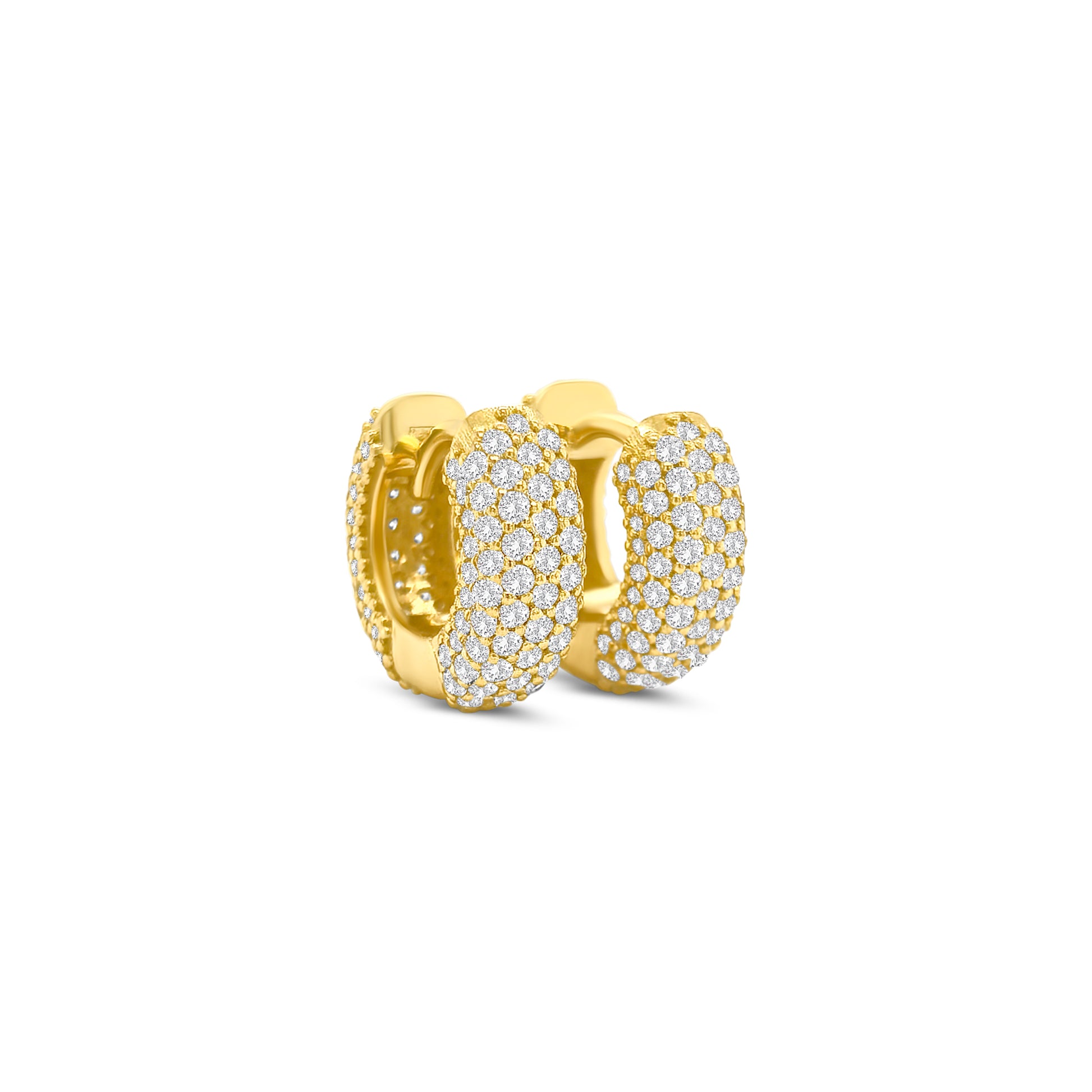 Round brilliant diamond huggy earrings, elegant diamond huggie hoops, classic diamond huggy earrings, fine jewelry diamond earrings, luxury round brilliant hoops, everyday diamond huggies, designer diamond huggy earrings, white gold diamond huggie hoops, timeless diamond earrings, round brilliant diamond jewelry.