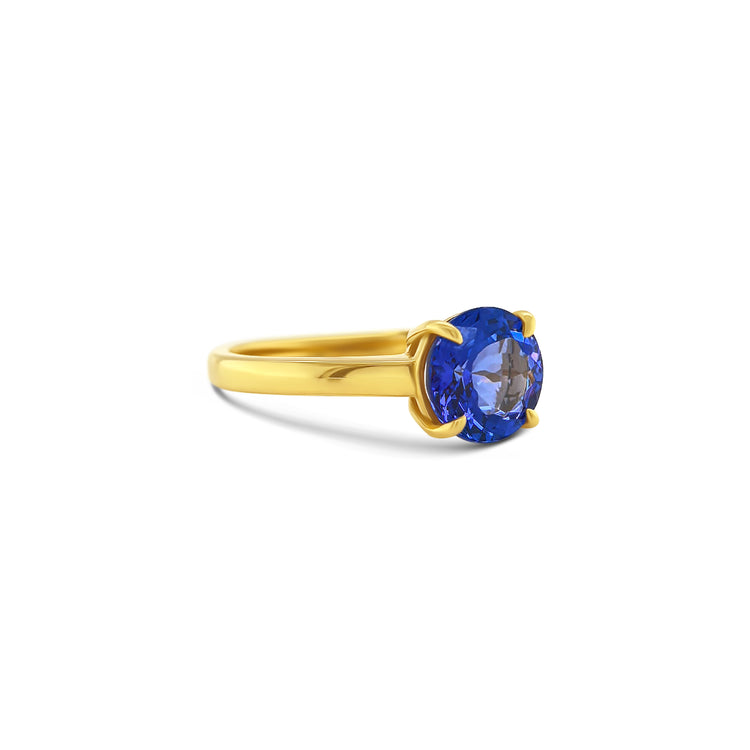 Round Cut Tanzanite Solitaire Ring