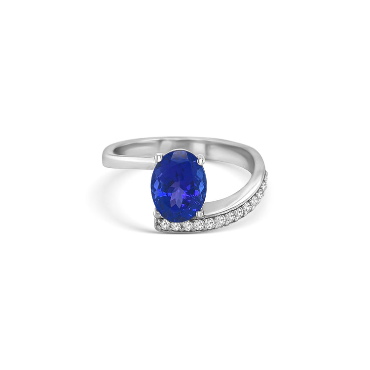 Oval Tanzanite Diamond Dress Ring