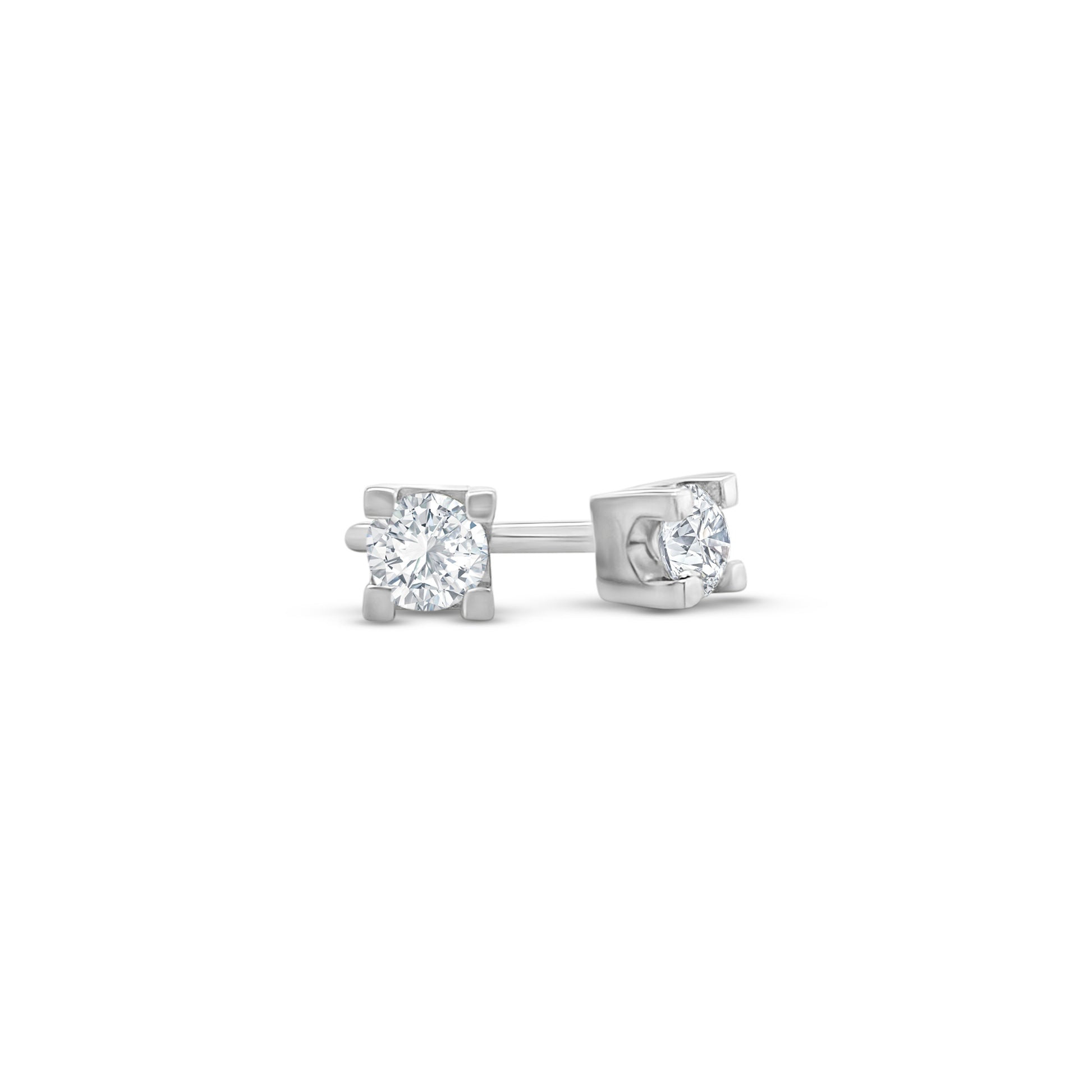 Round Brilliant Diamond Stud Earrings, Round Diamond Stud Earrings, Brilliant Cut Diamond Earrings, Diamond Stud Earrings for Women, Round Brilliant Diamond Earrings, Classic Diamond Stud Earrings, Women's Round Diamond Earrings, Elegant Diamond Stud Earrings, Sparkling Diamond Studs, Round Cut Diamond Earrings, Timeless Diamond Stud Earrings, Luxurious Diamond Stud Earrings, Round Brilliant Cut Earrings, High-Quality Diamond Studs, Fine Jewelry Diamond Studs.