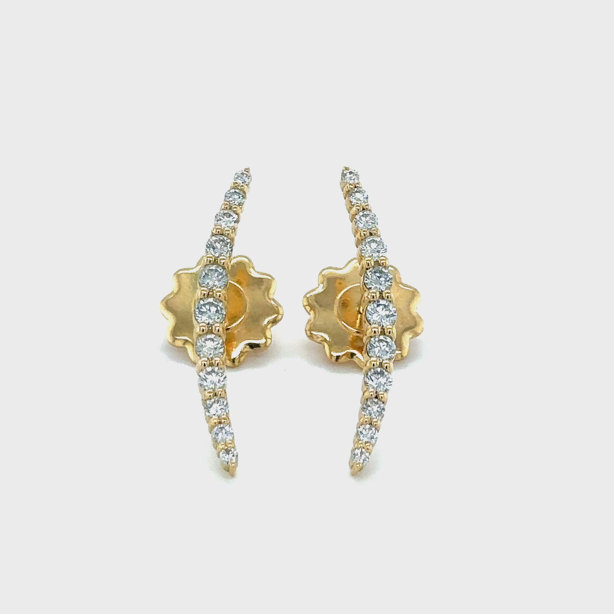  Round Brilliant, Graduating Diamond, Stud Earrings, Jewelry, Fashion, Accessories, Fine Jewelry, Women's Fashion, Diamond Earrings, Luxury Jewelry. Round Brilliant, Graduating Diamond, Stud Earrings, Jewelry, Fashion, Accessories, Fine Jewelry, Women's Fashion, Diamond Earrings, Luxury Jewelry.